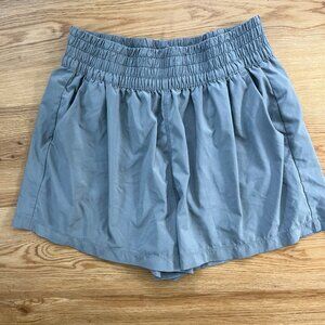 Vuori Villa Short- gently used